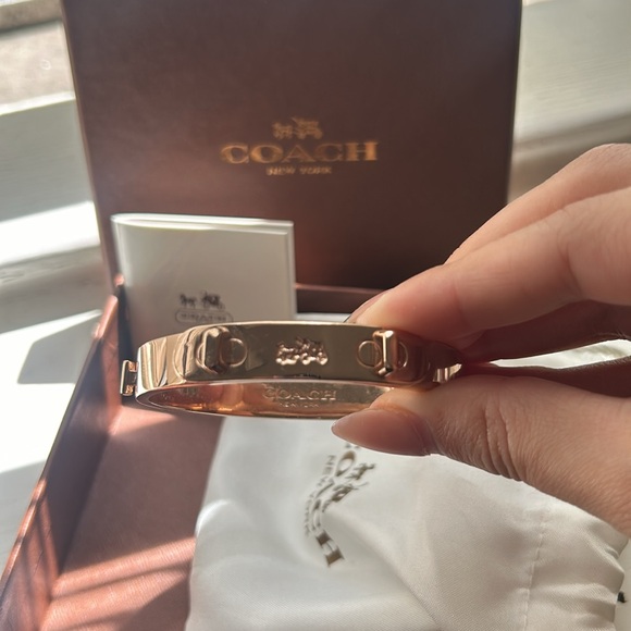Coach Rose Gold bracelet - Picture 2 of 4